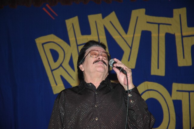 min 2005 11 26 riot 182